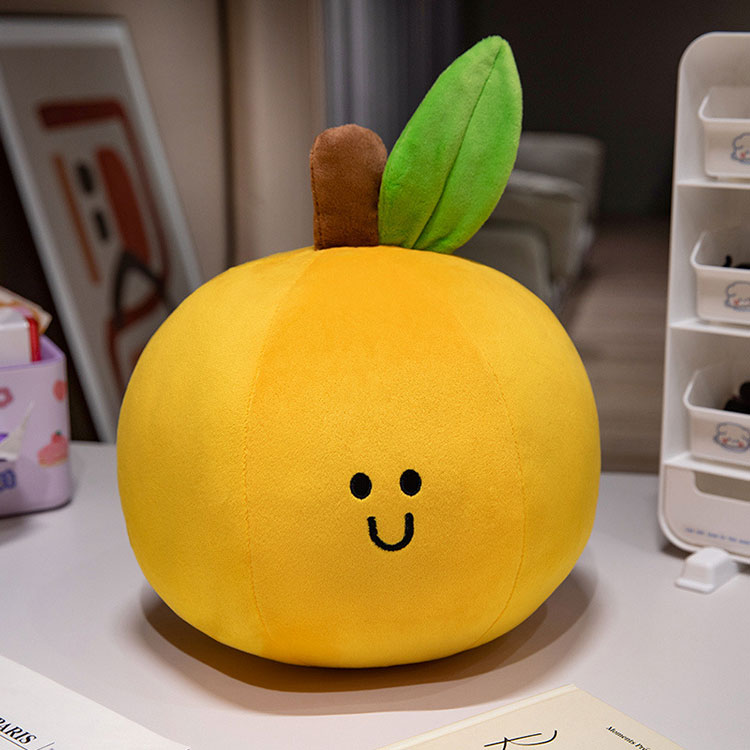 Morbido peluche arancione che non perde pelo